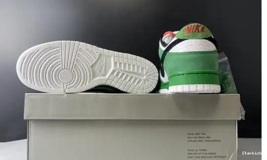 304292-302 Nike Dunk SB Low Heineken 0530